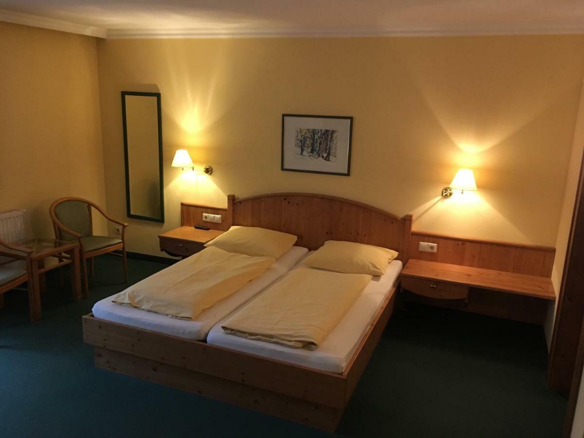 Brueckenwirt Hotel Hallein Exterior photo